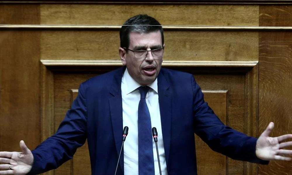 Καιρίδης: Η κριτική για τις ελληνοποιήσεις μεταναστών είναι αβάσιμη και γίνεται εκ του πονηρού